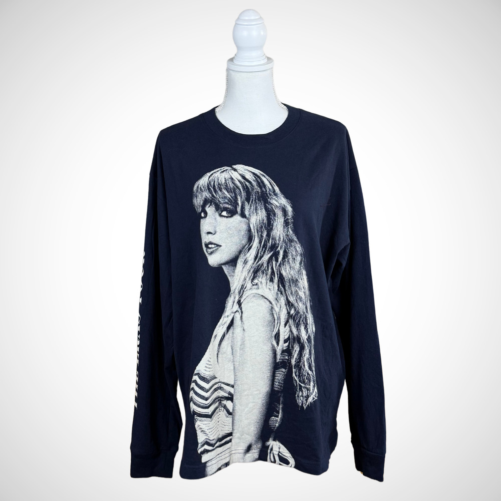 NEW Taylor Swift‎ THE ERAS TOUR Long Sleeve T-Shirt sz Large Photo Navy Blue Tee